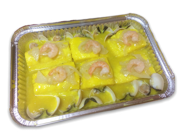 Bacalao encebollado con gambas y almejas - Cositas Güenas