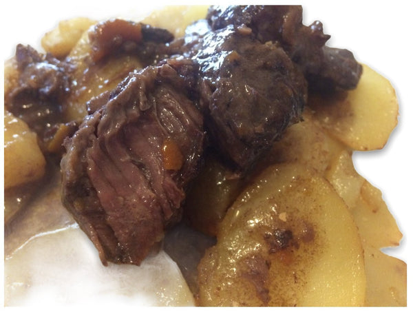 Carrilleras ibéricas estofadas en salsa al vino tinto - Cositas Güenas
