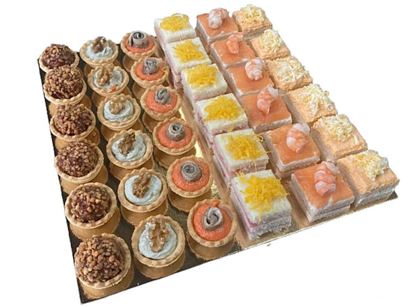 Bandeja de canapés variados de nuestro obrador - Cositas Güenas