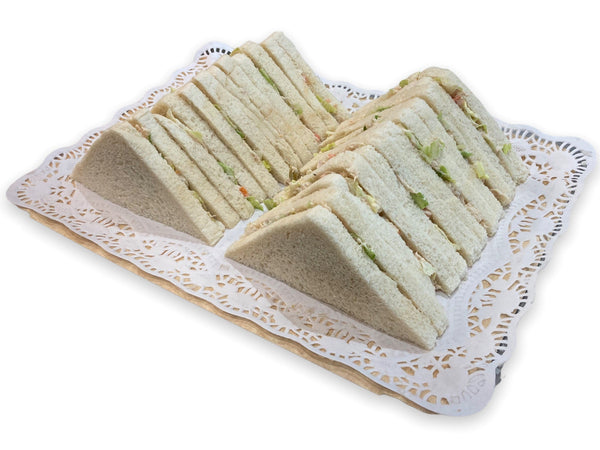 Sandwiches Gourmet en bandeja de 24 unidades - Cositas Güenas